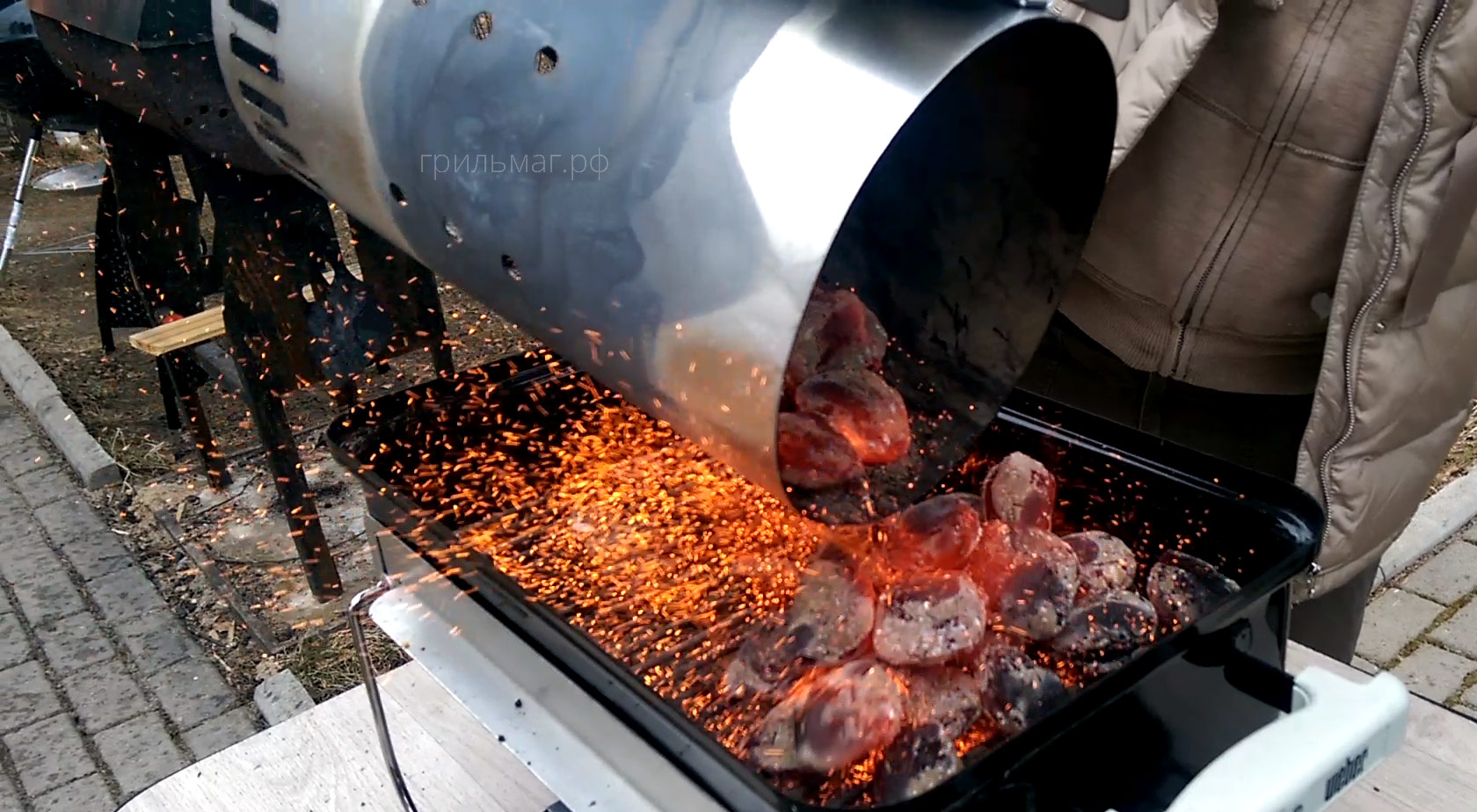 Обзор угольного гриля Weber Go-Anywhere